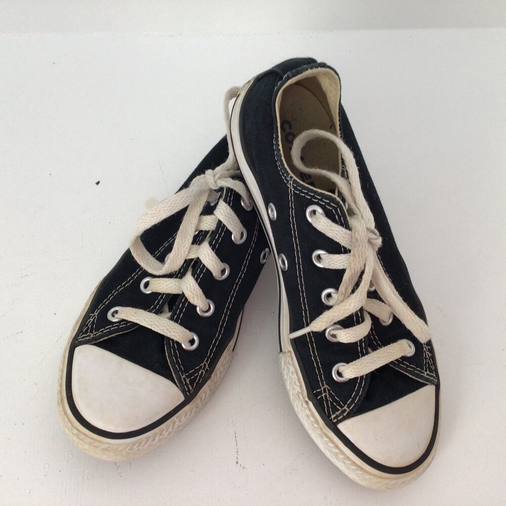 Youth Converse All Star Sneakers Sz 13